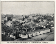 300751 Overzicht over het Jaarbeursterrein op het Vredenburg te Utrecht, tijdens de tweede Nederlandse Jaarbeurs.